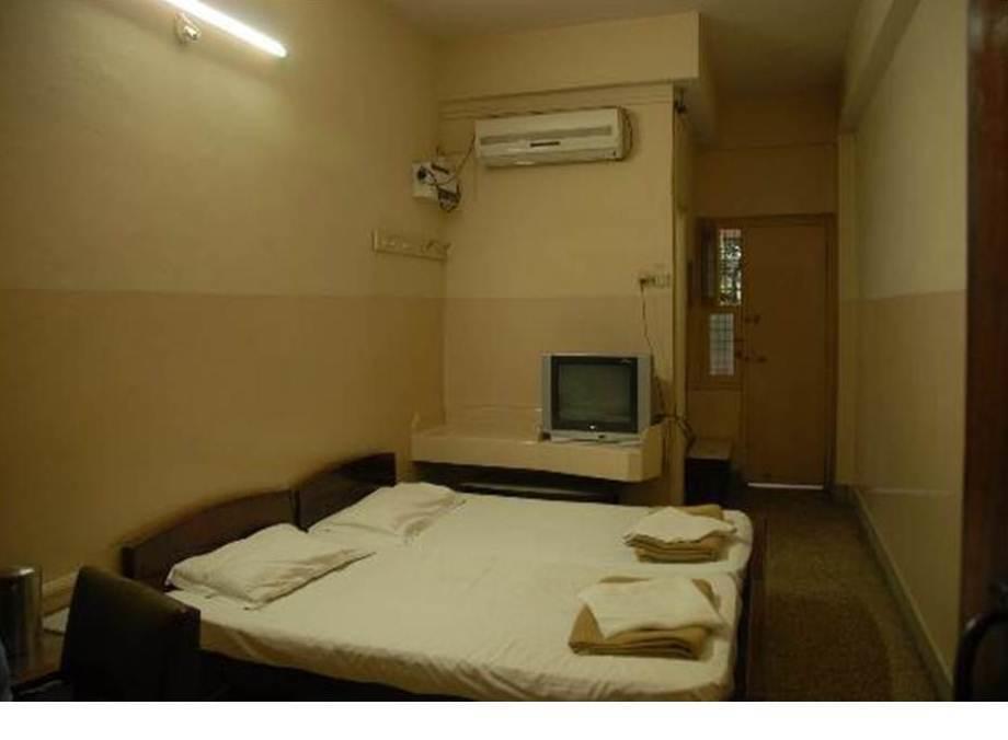 Hotel Anand Vihar Bangalore Dış mekan fotoğraf